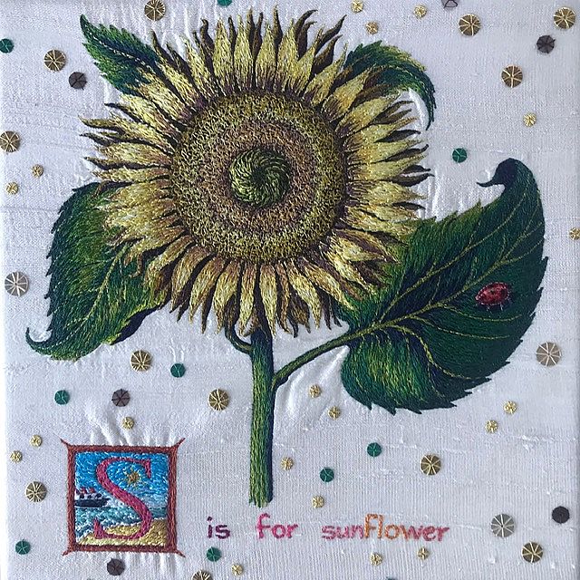 ﻿S is For Sunflower